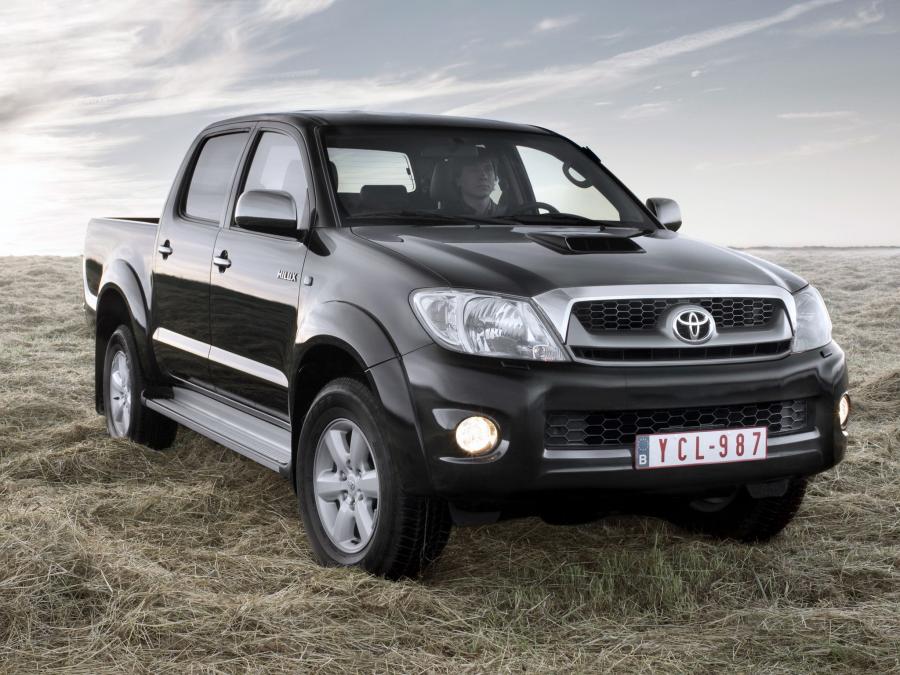  Toyota Hilux Double Cab 2008 года  (фото 18 из 30)
